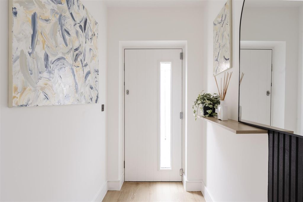 Additional image 17 of 4 bed detached house for saleMelinda Lane, Clacton-On-Sea CO16