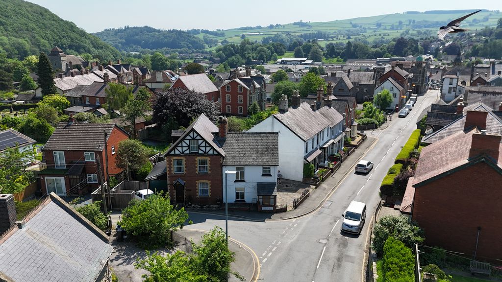 2 bed semi-detached house for salePendre Wyn, 13 West Street, Knighton, Powys LD7