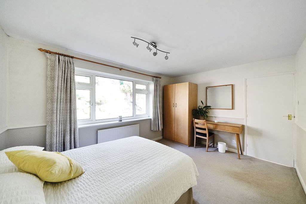 Additional image 15 of 4 bed detached house for saleBradenhurst Close, Caterham CR3