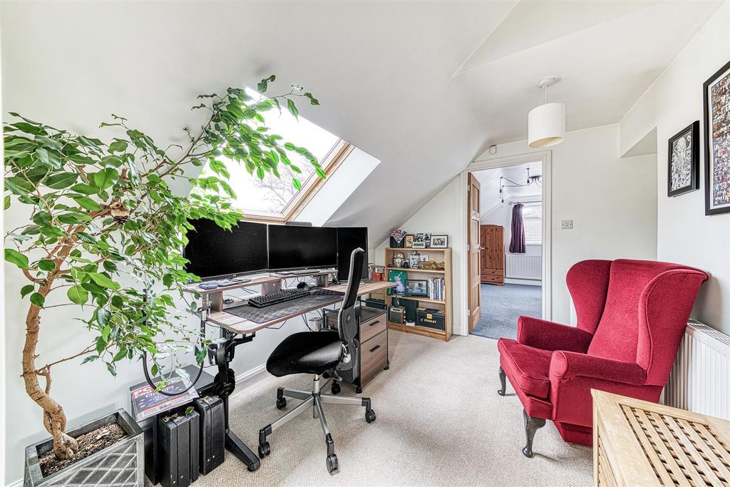 Additional image 27 of 5 bed detached house for saleBeamhill Road, Stretton, Burton-On-Trent DE13