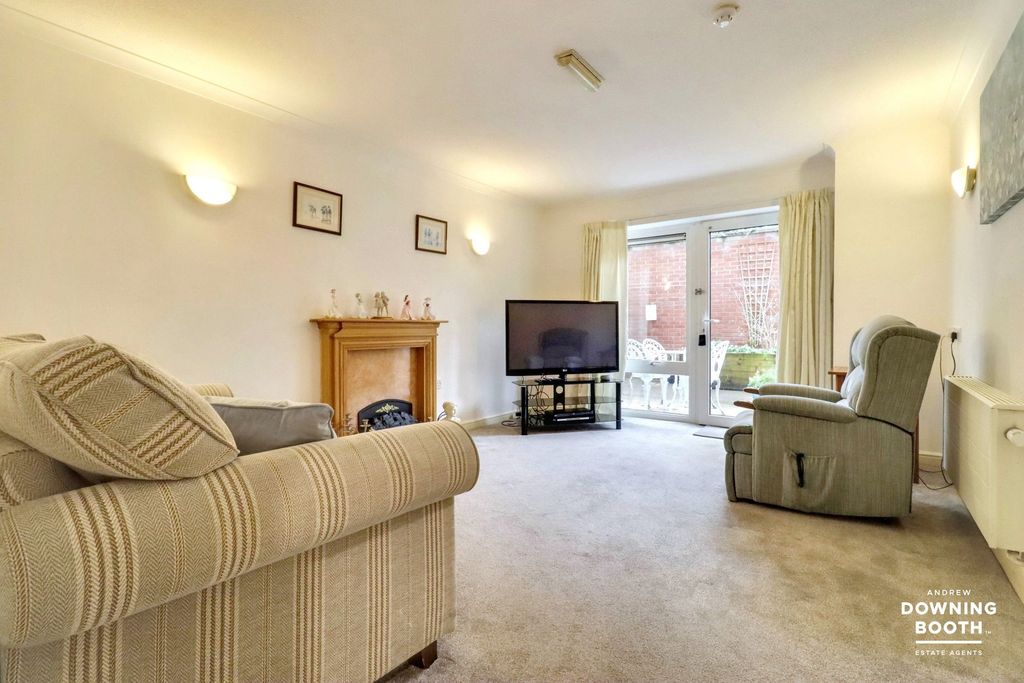 Additional image 7 of 1 bed flat for saleLower Sandford Street, Lichfield WS13
