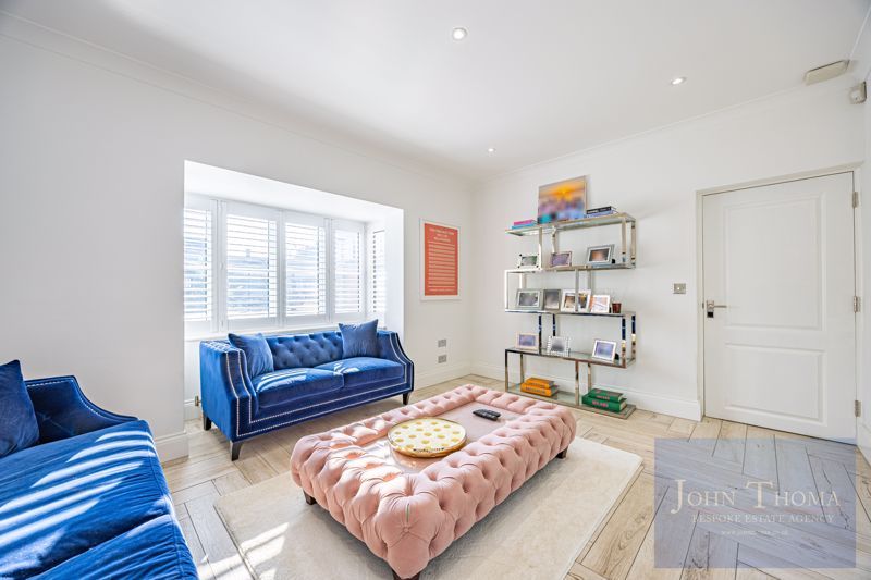 Additional image 16 of 5 bed detached house for saleTomswood Road, Chigwell IG7