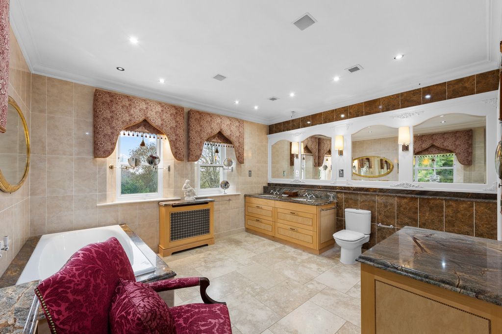 Additional image 20 of 6 bed detached house for saleTupwood Lane, Caterham CR3