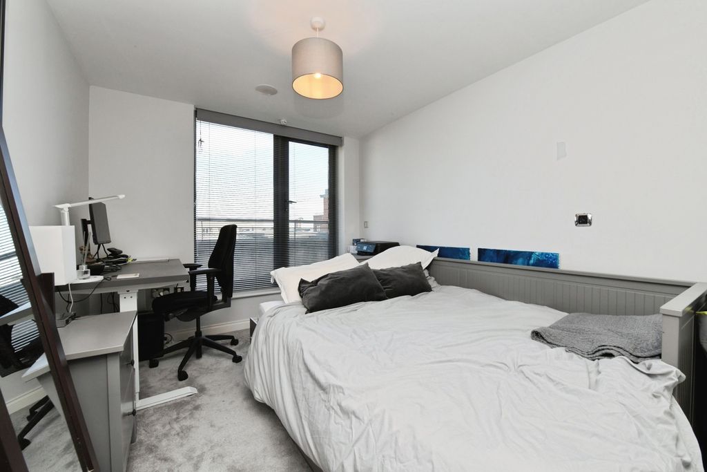 Additional image 9 of 2 bed flat for saleVictoria Court, New Street, Chelmsford, Essex CM1