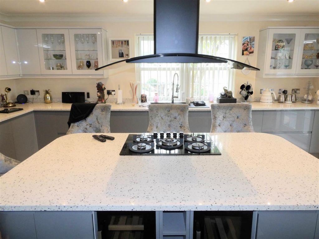 Additional image 4 of 4 bed detached house for saleStation Road, Gunnislake PL18