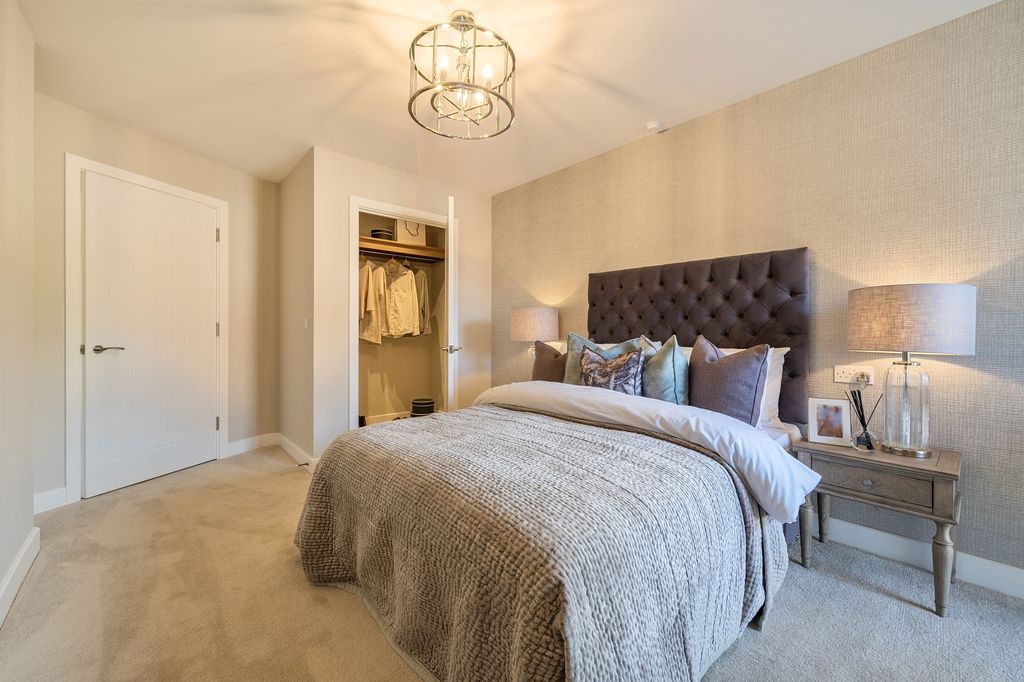 Additional image 4 of 1 bed flat for salePalmers Fields Avenue, Chichester PO19