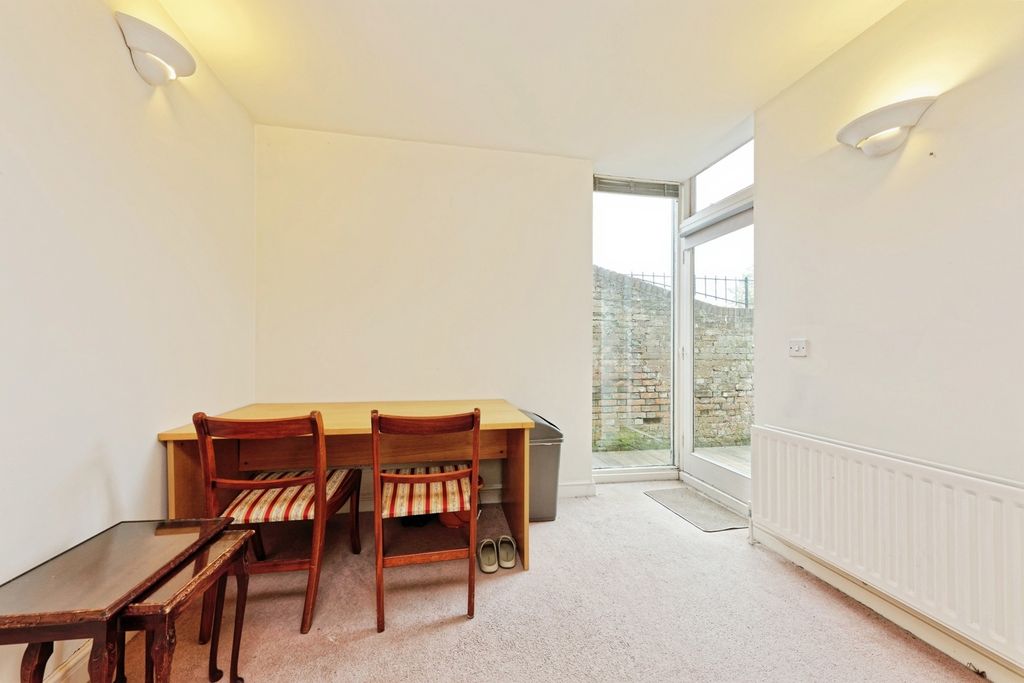 Additional image 17 of 3 bed flat for saleHolman Mews, Canterbury, Kent CT1