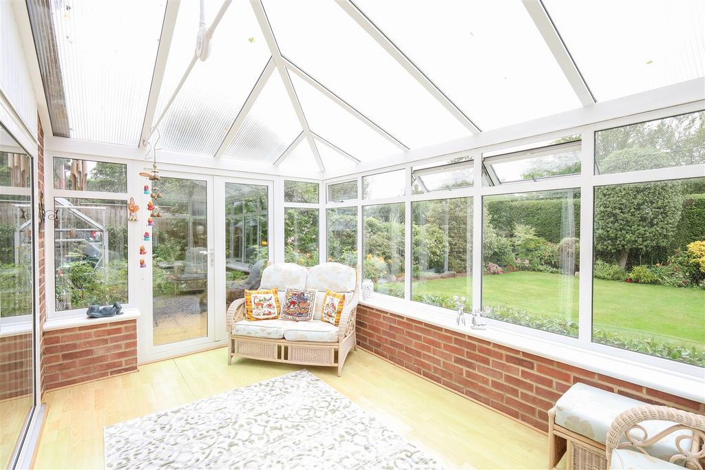 Additional image 3 of 4 bed detached house for saleOakwood Road, Burgess Hill RH15