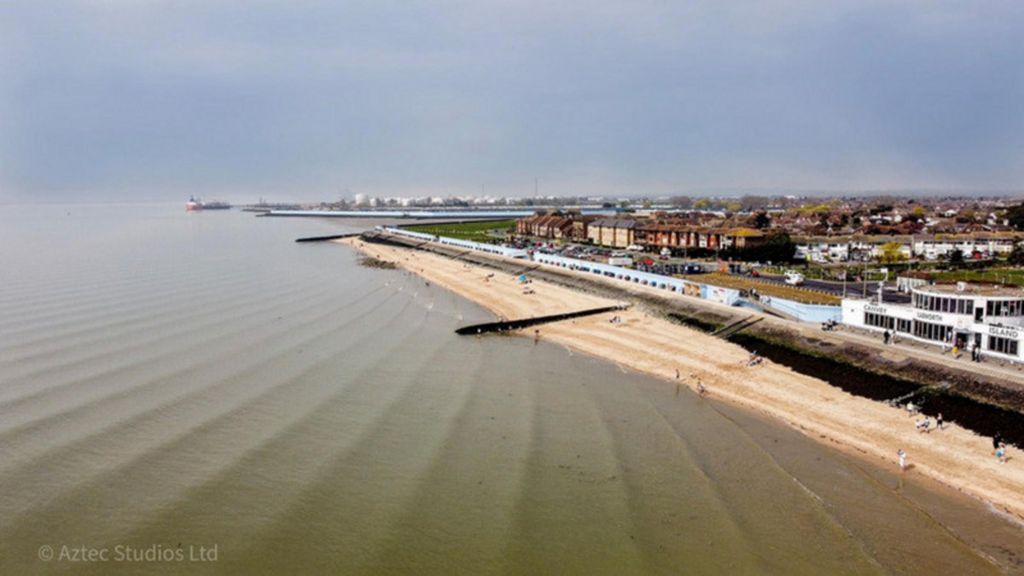 Additional image 4 of 2 bed flat for saleEastern Esplanade, Canvey Island SS8