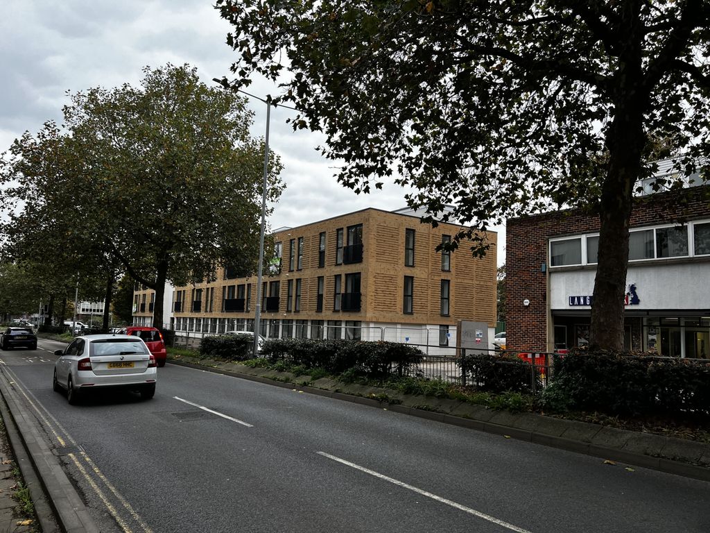 Additional image 4 of 2 bed flat for saleSt George's Place, Canterbury CT1