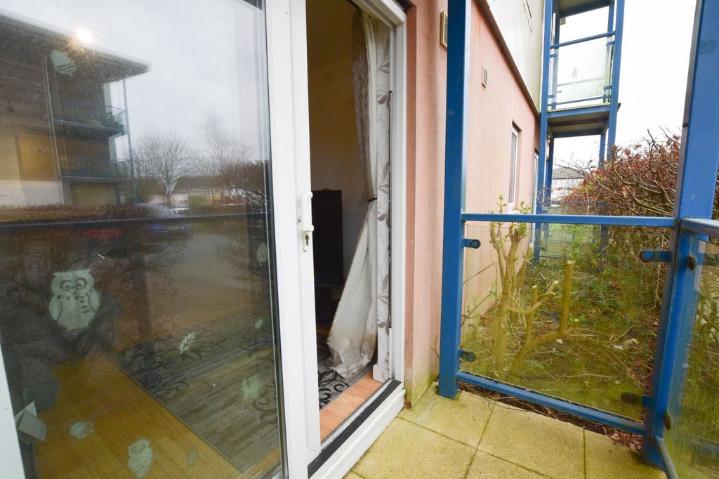 Additional image 8 of 1 bed flat for saleVyvyans Court, Tuckingmill, Camborne, Cornwall TR14