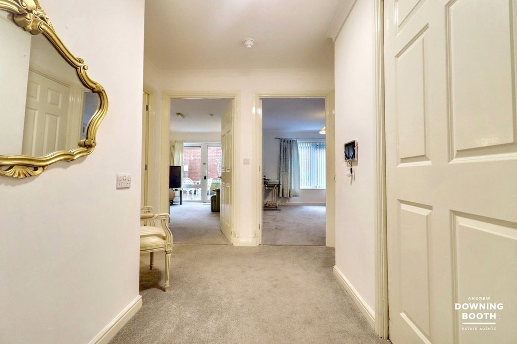 Additional image 2 of 1 bed flat for saleLower Sandford Street, Lichfield WS13