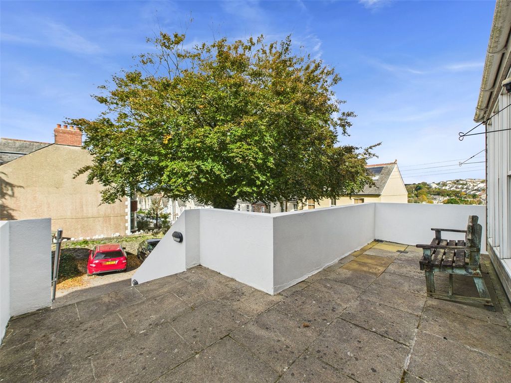 Additional image 13 of 2 bed flat for saleFernleigh Road, Wadebridge, Cornwall PL27