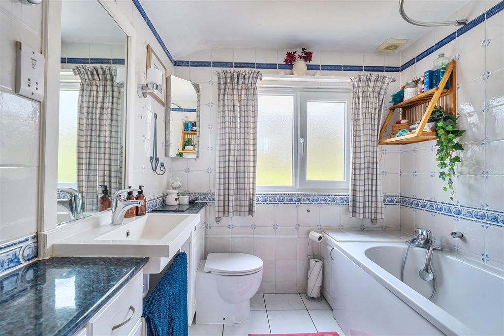 Additional image 19 of 5 bed detached house for saleHardenhuish Lane, Chippenham SN14