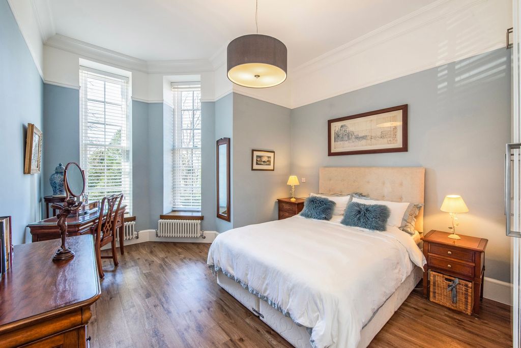 Additional image 4 of 2 bed flat for saleHomestead Road, Chichester PO19