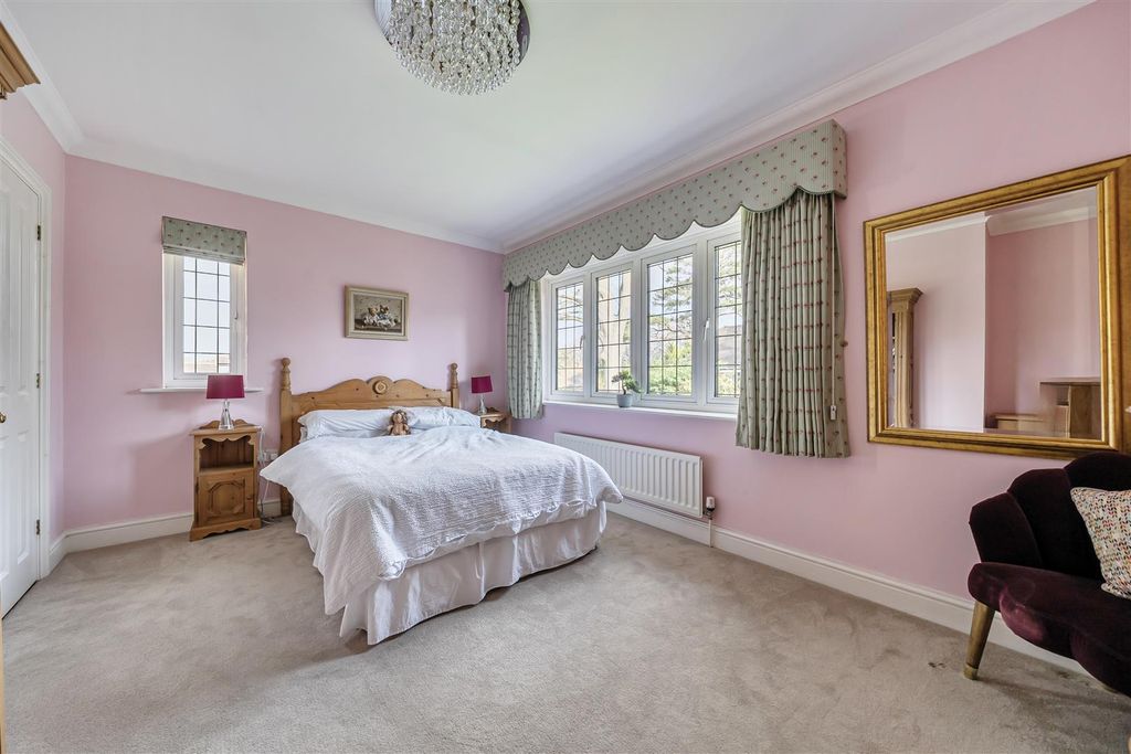 Additional image 13 of 5 bed detached house for saleGolf Drive, Camberley GU15