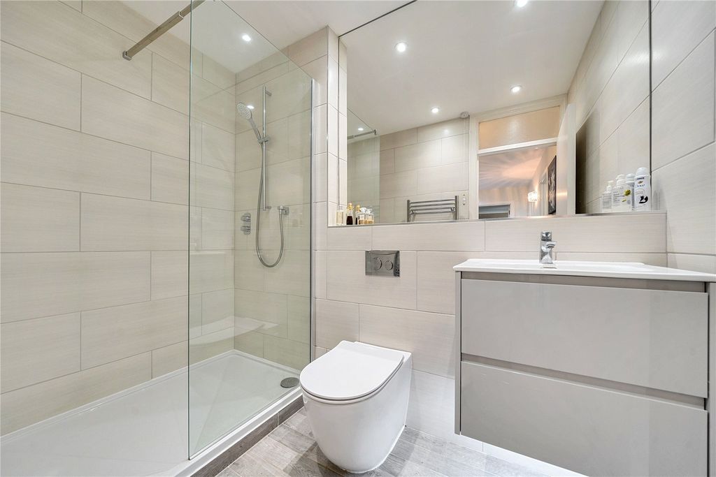 Additional image 14 of 4 bed detached house for saleCamberley, Surrey GU15