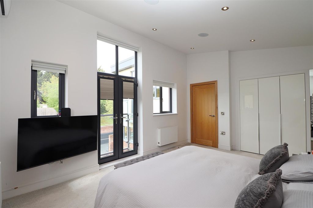 Additional image 15 of 4 bed detached house for saleSandy Lane, Bushey WD23