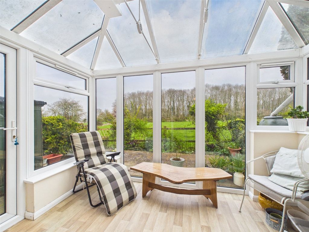 Additional image 7 of 2 bed terraced house for saleHill Farm Court, Chinnor, Oxfordshire OX39