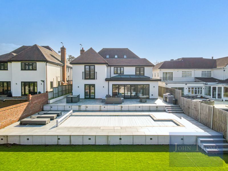 Additional image 36 of 5 bed detached house for saleTomswood Road, Chigwell IG7
