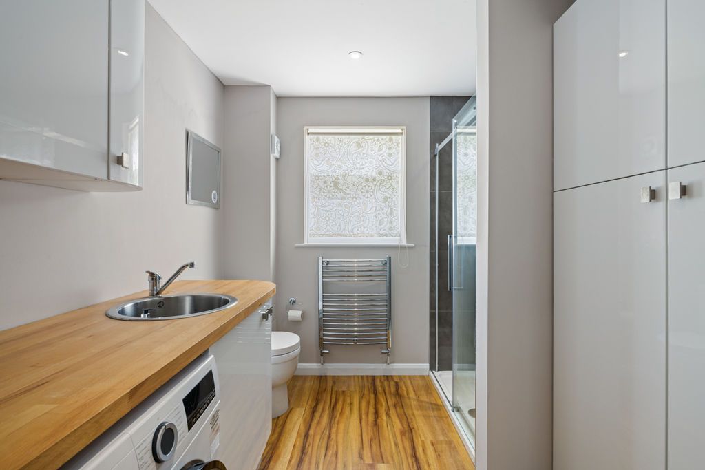 Additional image 10 of 4 bed detached house for saleLincoln Green, Chichester PO19