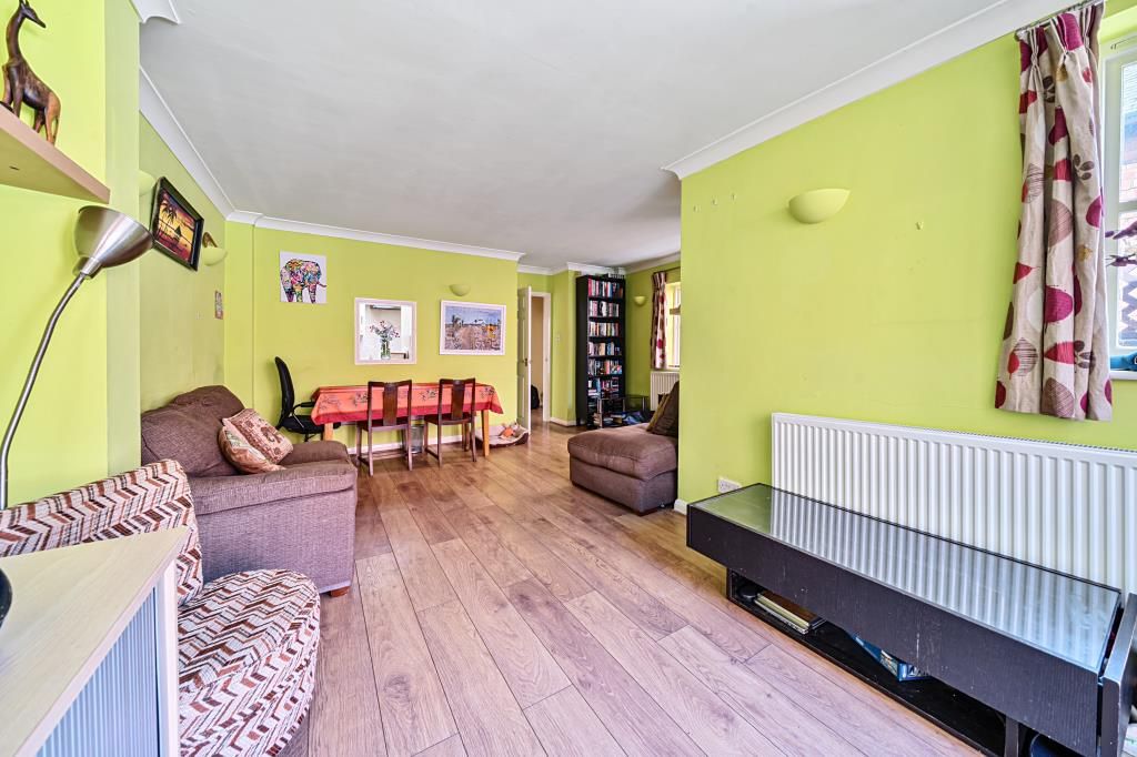 Additional image 2 of 3 bed flat for saleChesham, Buckinghamshire HP5