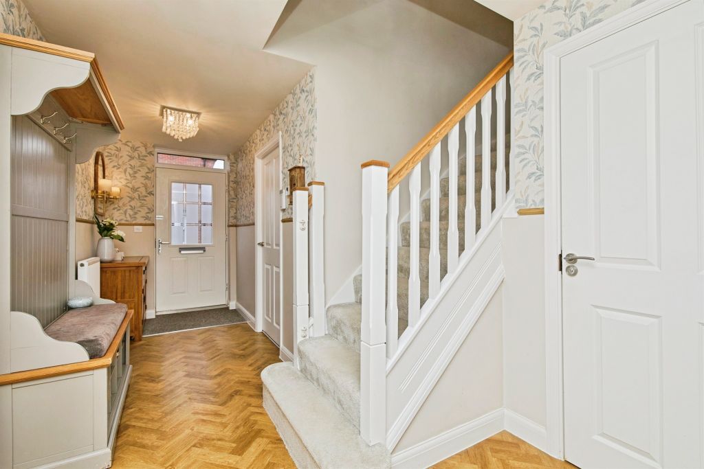 Additional image 16 of 4 bed detached house for saleRook Drive, Burton-On-Trent DE13
