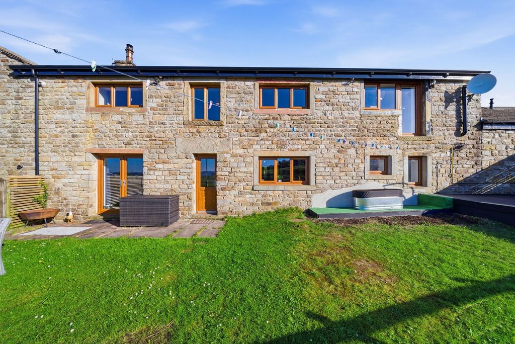 Additional image 52 of 4 bed barn conversion for saleGlen View Road, Burnley BB11