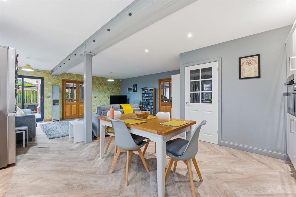 Additional image 7 of 6 bed detached house for saleRye Flatt Lane, Chesterfield S40