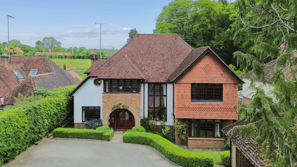 Additional image 25 of 5 bed detached house for saleBurtons Lane, Chalfont St. Giles, Buckinghamshire HP8