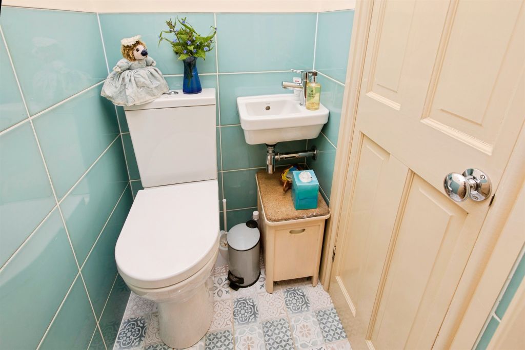 Additional image 7 of 4 bed detached bungalow for saleHighfield Drive, Burton-On-Trent DE15