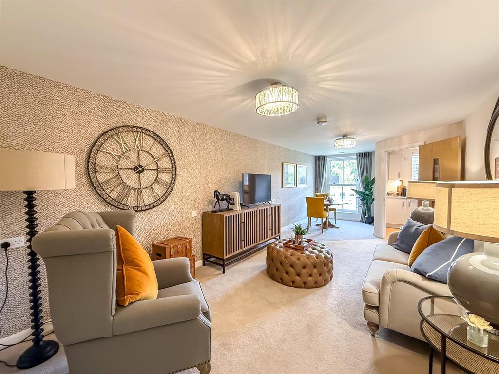 Additional image 2 of 2 bed flat for saleDevonshire Place, Station Road, Buxton SK17
