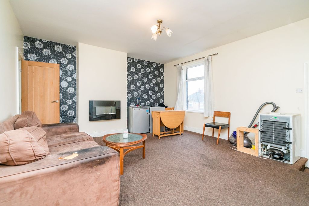 Additional image 2 of 3 bed flat for saleEaves Lane, Chorley PR6
