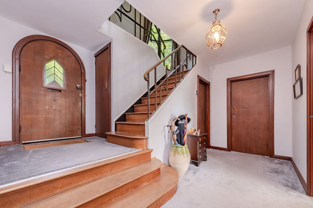 Additional image 6 of 5 bed detached house for saleHarestone Hill, Caterham CR3