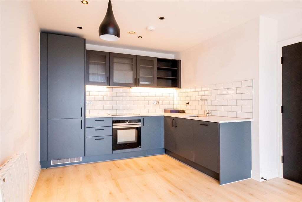 Additional image 2 of 2 bed flat for salePembroke Broadway, Camberley GU15