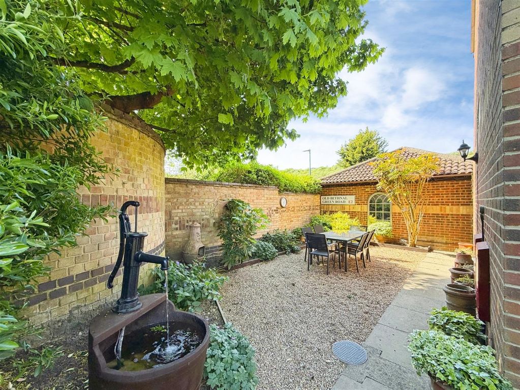 Additional image 18 of 4 bed detached house for saleRedwing Road, Chatham ME5