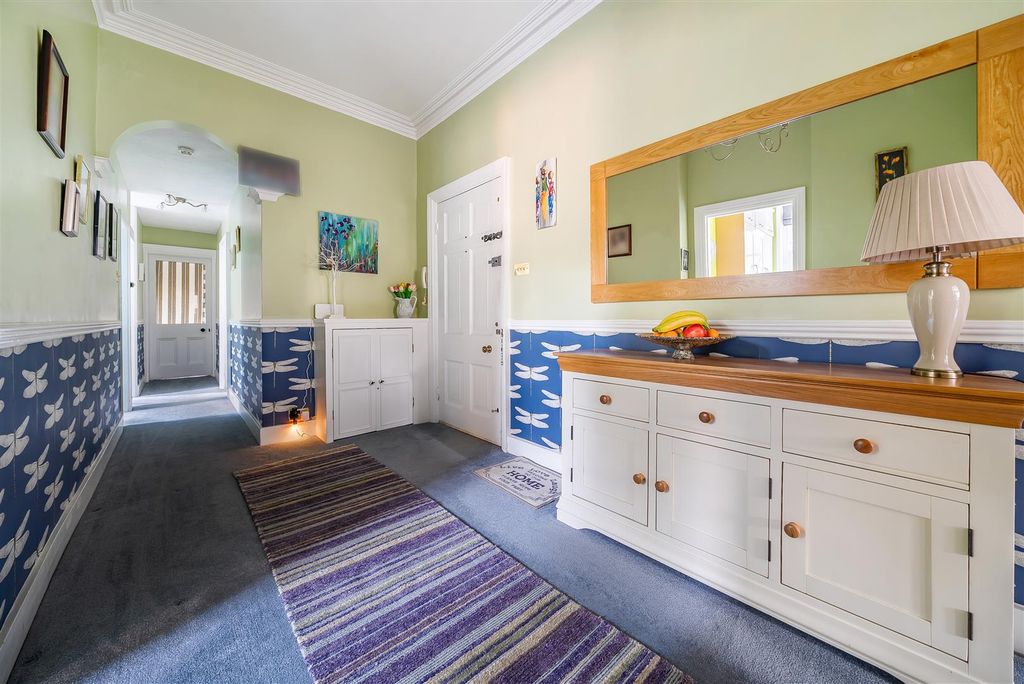 Additional image 14 of 3 bed flat for saleChurch Hill, Camberley GU15