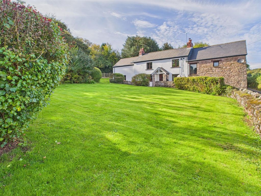 4 bed property for saleLlanvaches, Caldicot NP26