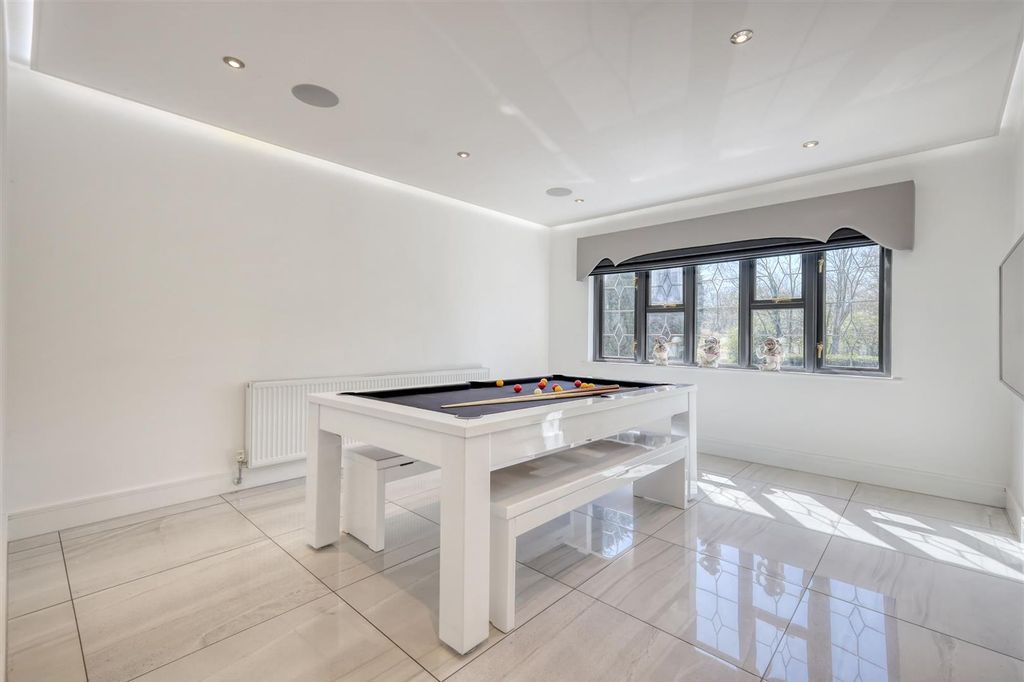 Additional image 16 of 4 bed detached house for saleCourtland Drive, Chigwell IG7