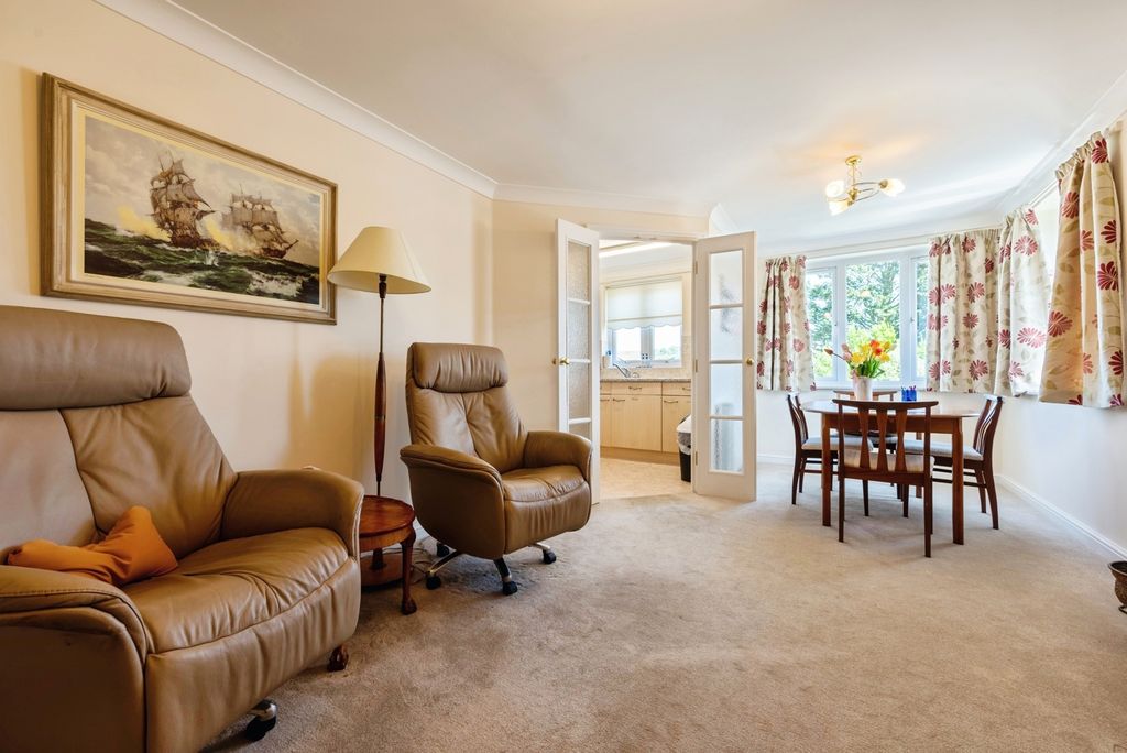 Additional image 5 of 2 bed flat for saleFair Park Road, Wadebridge, Cornwall PL27