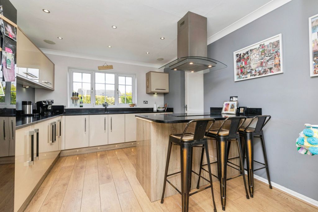 Additional image 6 of 4 bed detached house for saleLongdean Park, Chester Le Street DH3