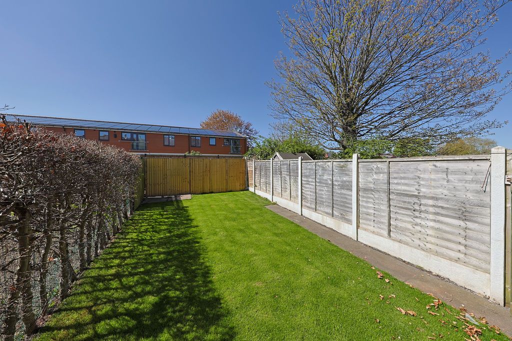 Additional image 16 of 2 bed terraced house for saleBeehive Road, Brampton, Chesterfield S40