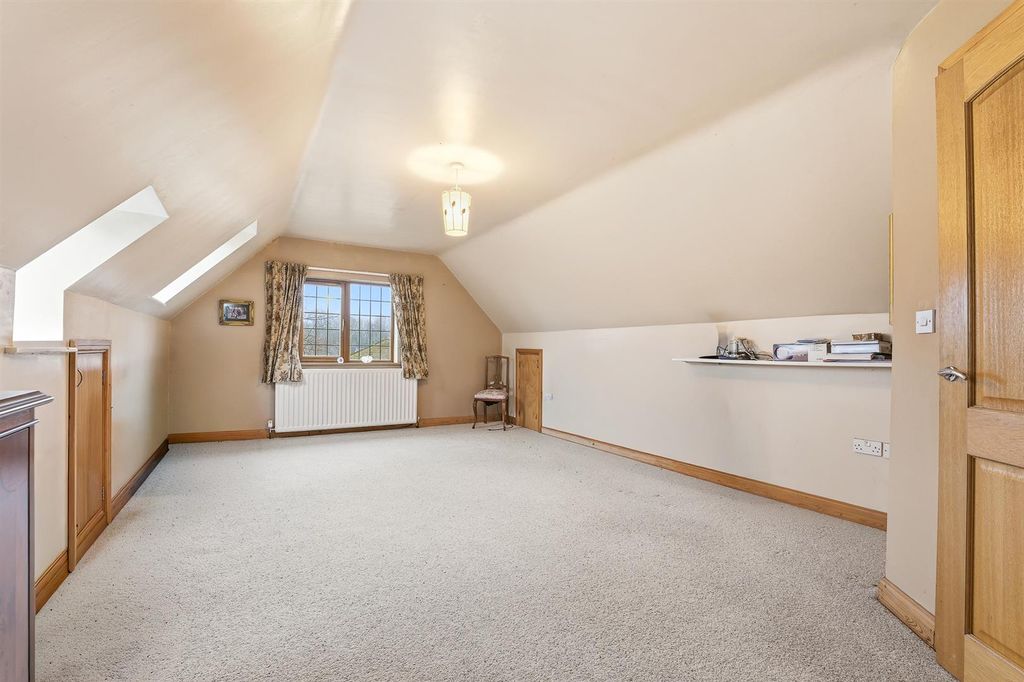 Additional image 31 of 6 bed detached house for saleRye Flatt Lane, Chesterfield S40
