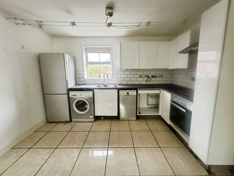 2 bed flat for saleNew Bridge Gardens, Bury BL9 photo 2