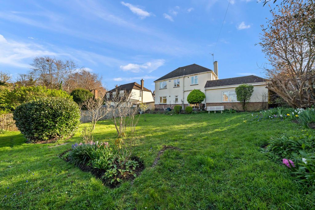 Additional image 14 of 3 bed detached house for saleFullerton Road, Carshalton Beeches SM5