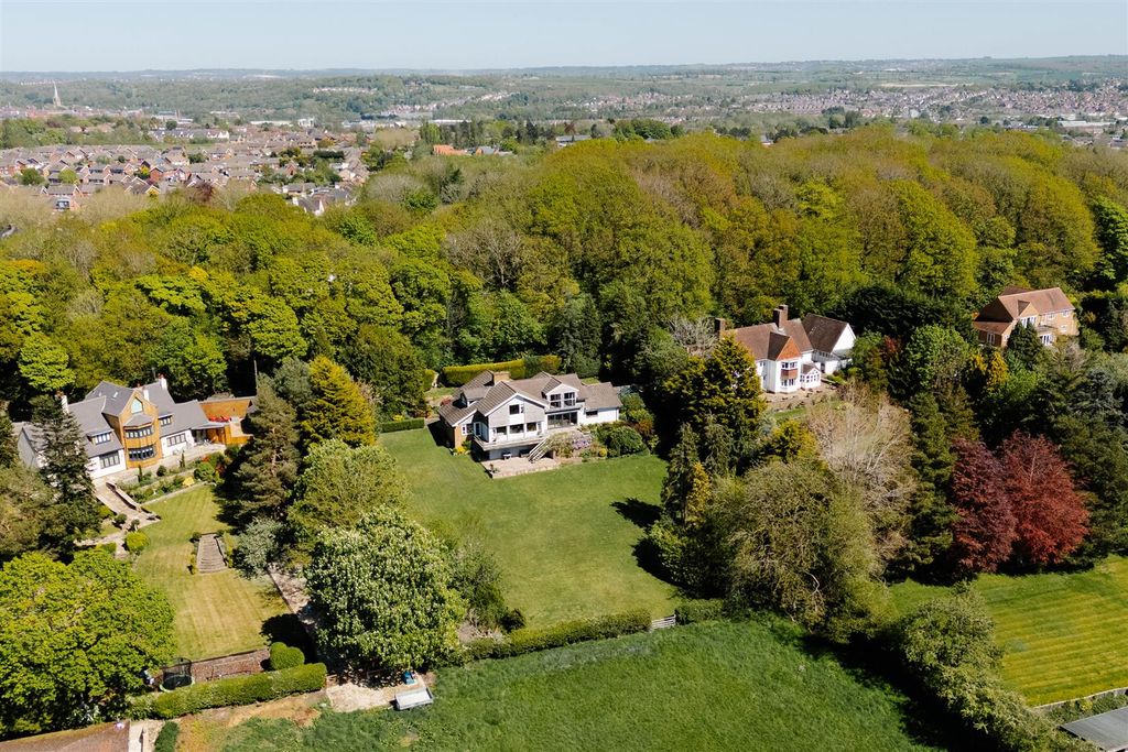 Additional image 82 of 6 bed detached house for saleLansdale House, Riggotts Lane, Walton, Chesterfield S42