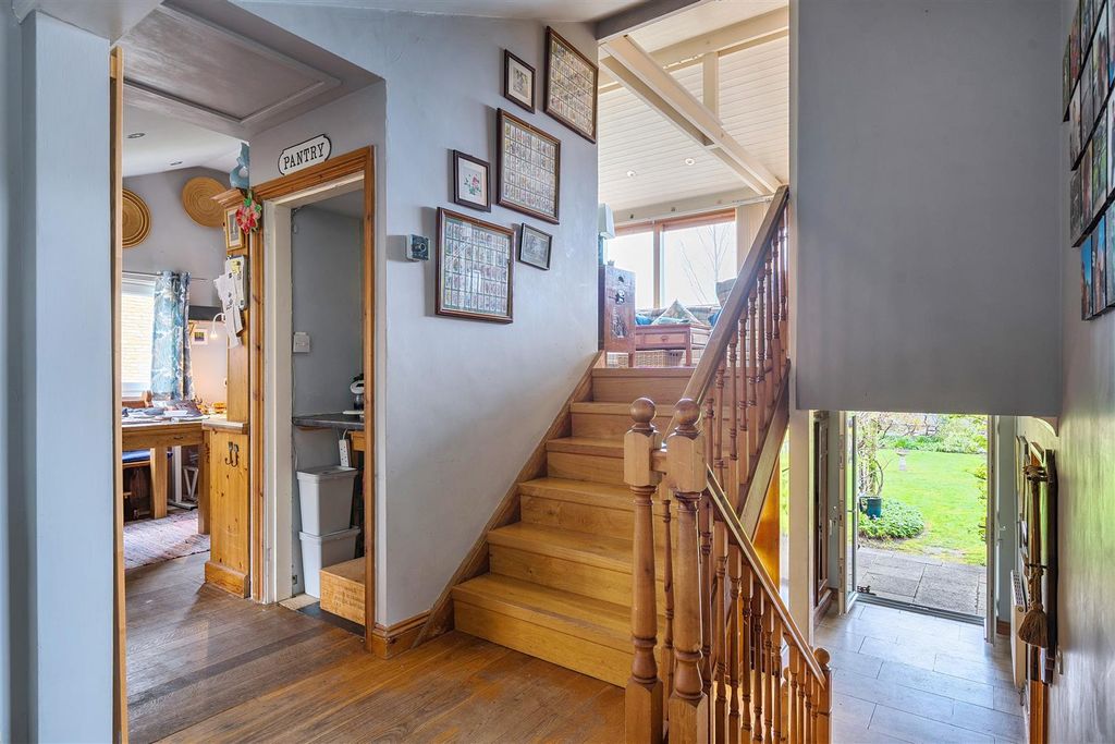 Additional image 12 of 5 bed detached house for saleHardenhuish Lane, Chippenham SN14