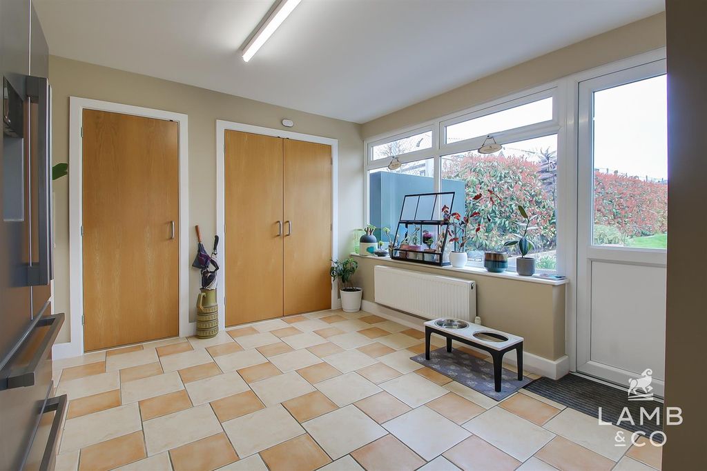 Additional image 24 of 5 bed detached house for saleLondon Road, Little Clacton CO16