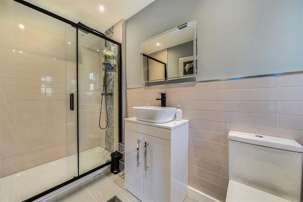 Additional image 17 of 5 bed detached house for saleClarewood Drive, Camberley, Surrey GU15