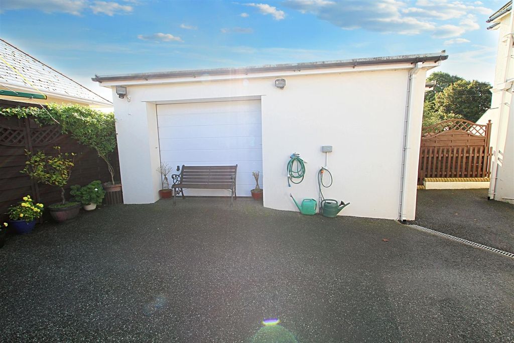 Additional image 6 of 7 bed detached house for saleParc Avenue, Gwbert Road, Cardigan SA43